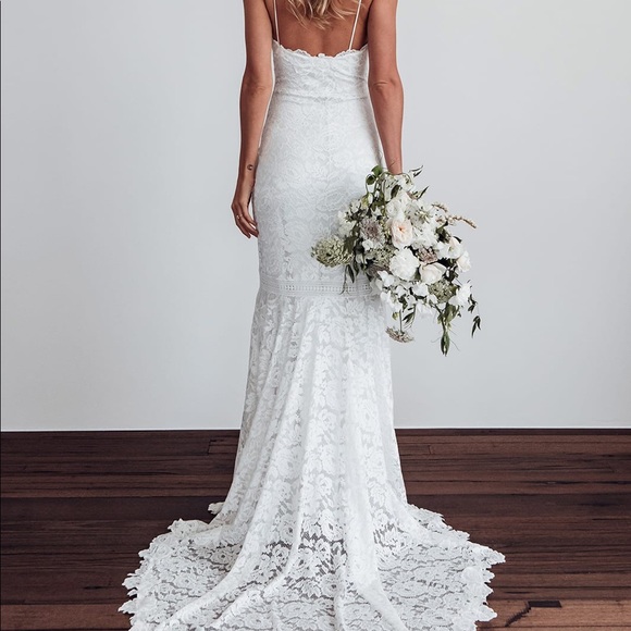 Grace Loves Lace “The Hart” Bridal Gown - Picture 3 of 15